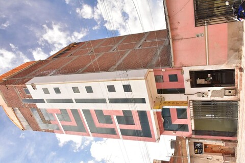 호스탈 신 프론테라스