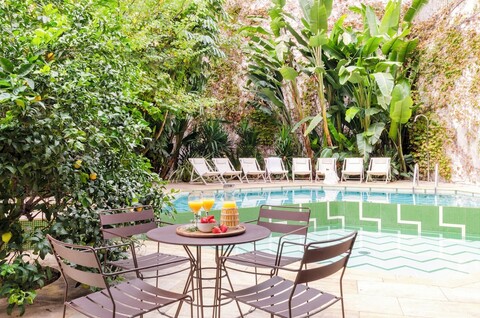 아스파시오스 시티 오아시스 아파트먼트