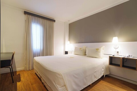 유니클래스 호텔 피녜이로스