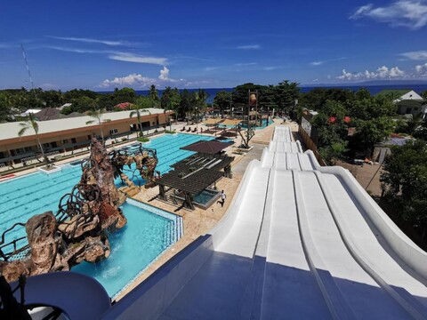 포트 로얄 워터파크 리조트 두마게테