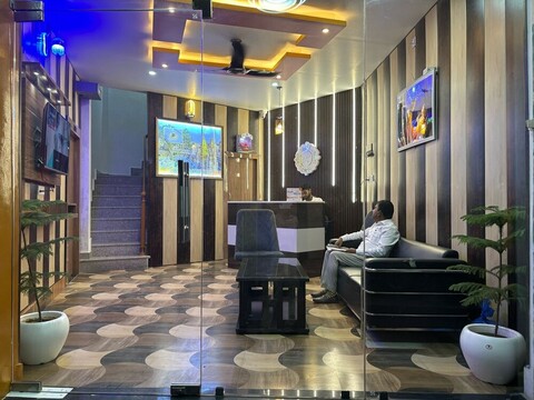 아티티 팰리스 럭셔리 게스트 하우스