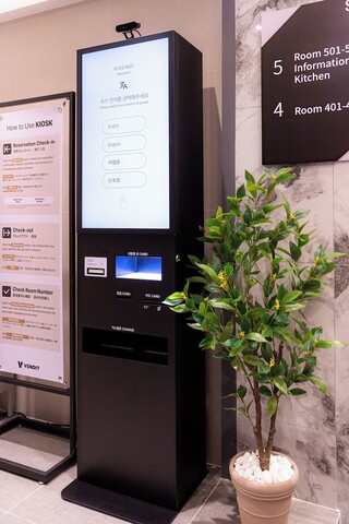 스테이즈437 종로