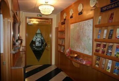 호텔 코르피누스