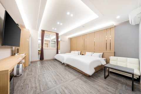 순천 YAJA 순천역점