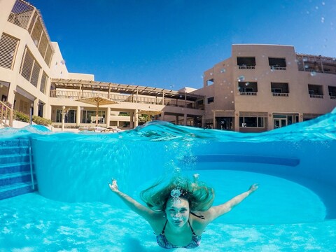 브레이커스 다이빙 & 서핑 로지