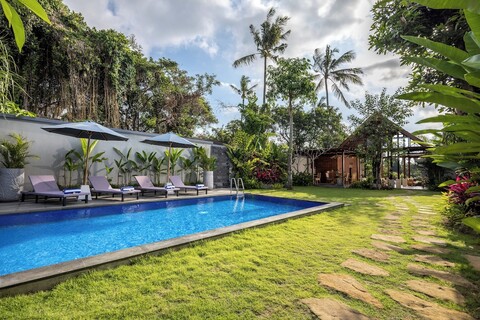 부미 상투 우붓