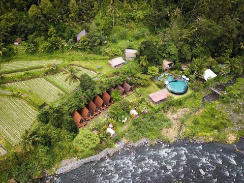 나티아 리버 시데멘