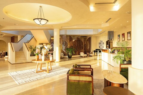 매제스틱 코브 호텔