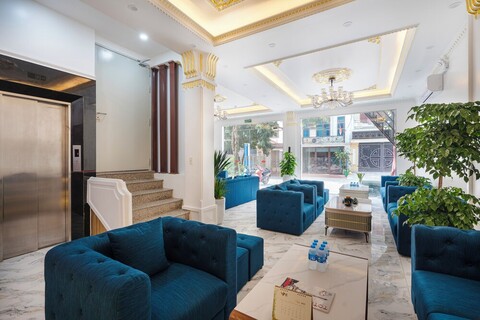 뉴 스카이 호텔