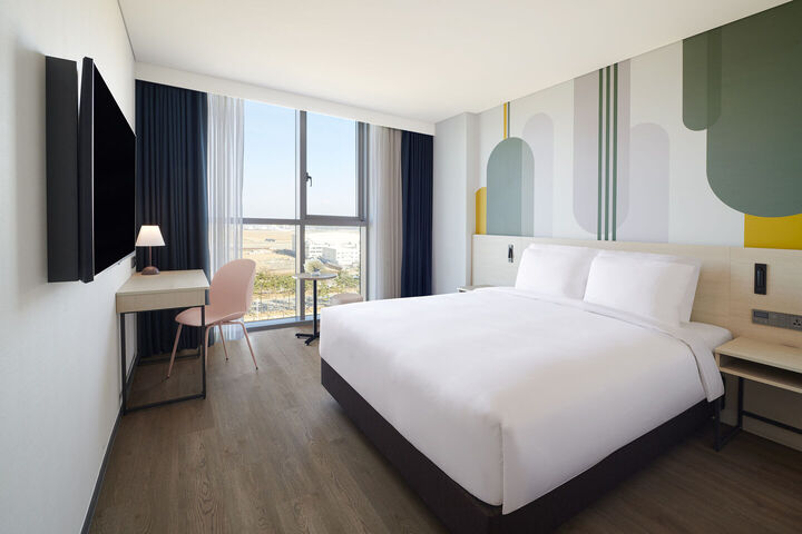 room detail thumbnail 0