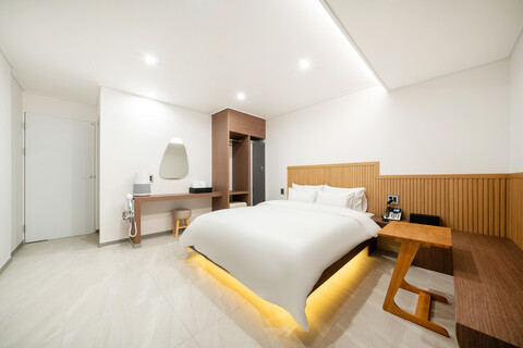 전주 우아동 호텔 어반스테이 아중점