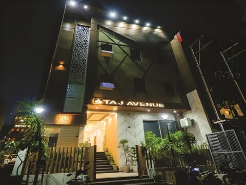 TAJ AVENUE