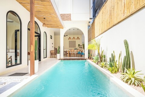 세팔라스 빌라, 베터플레이스 제공