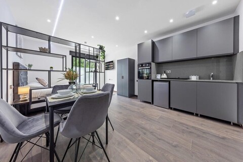 골더스 그린 핀치리에 위치한 서비스형 고급 스튜디오 플랫