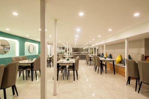 Yipu Relax Garden Hotel (Xi'an Jiaotong University Xianning Road Subway Station Store)