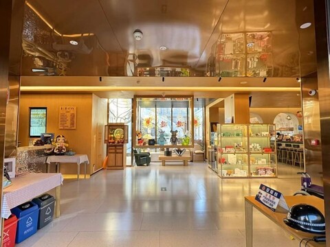 18HOW 치안먼 그레이프 코트야드 호텔