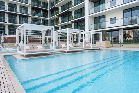 체킨 - 모던 1BHK 빙하티 앰버