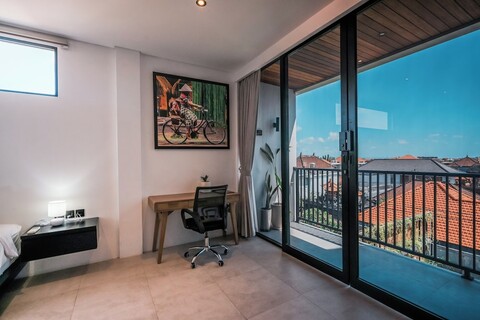 오닉스 비치 호텔