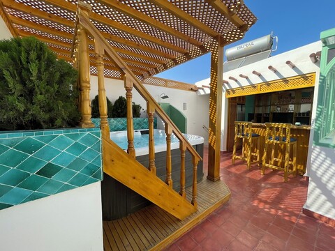 리아드 마디니나