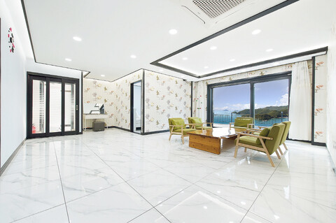 통영 별다섯착한하우스펜션