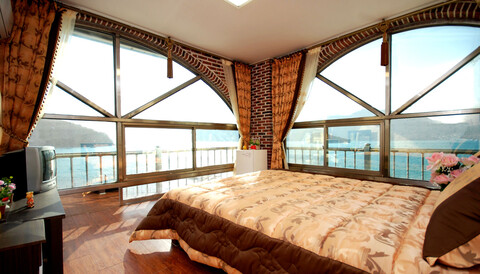 거제 구조라타운펜션