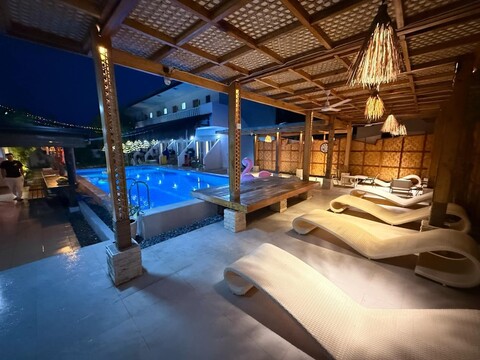 세실리아 리조트