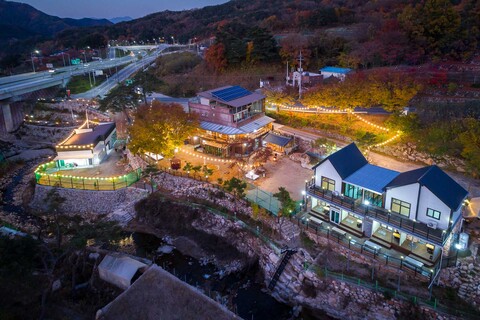 군위 팔공산가고파&큰바위펜션