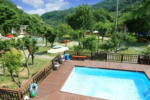 가평 행복한정원 애견펜션