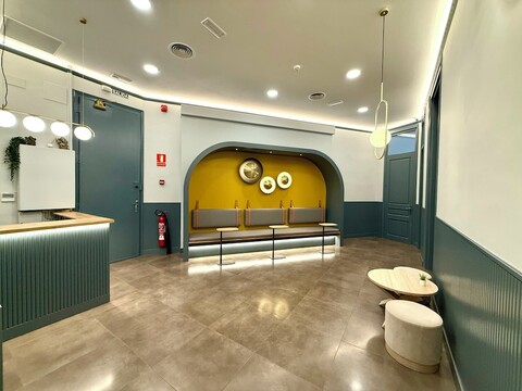 힙 카르마 호스텔