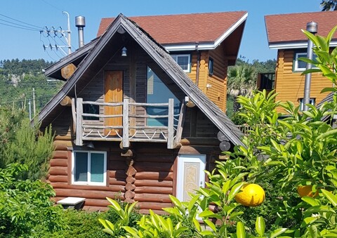 서귀포 난드르통나무집펜션