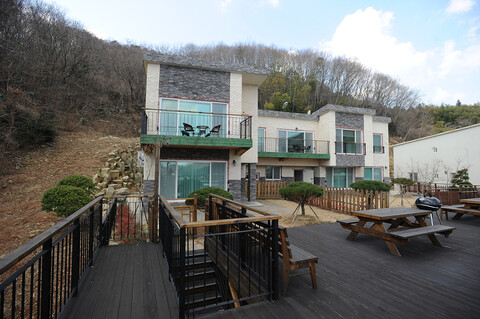 거제 아뜨리아힐펜션