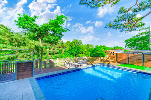 울산 메르시펜션