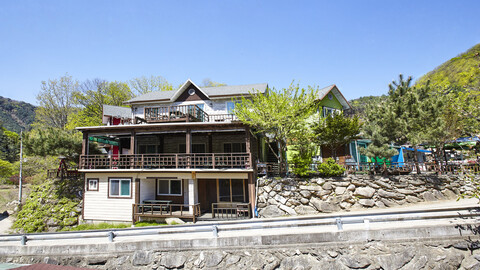 가평 용추계곡 연인과 산 펜션