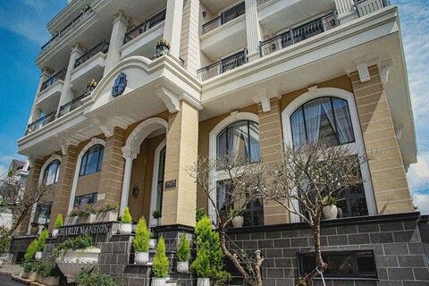 찰리 맨션 다랏