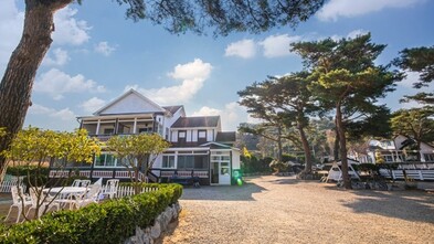 태안 동백원펜션