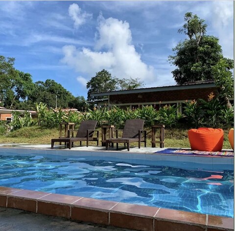 루히 리트리츠 바이 두로스