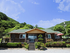 가평 깊은산계곡산장펜션