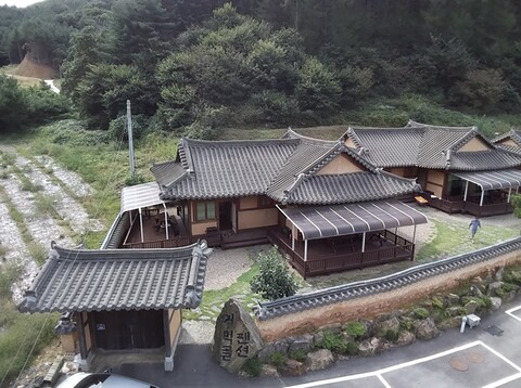 안성 거먹골한옥펜션