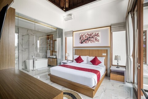 푸리 케라톤 세미냑