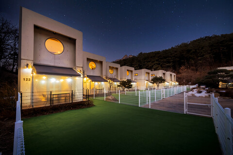 포천 프렌즈애견키즈풀빌라