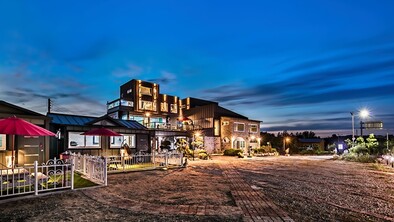 고성 더스토리펜션