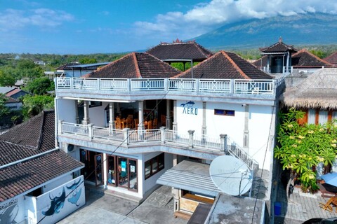 다이브 앤 드웰 툴람벤