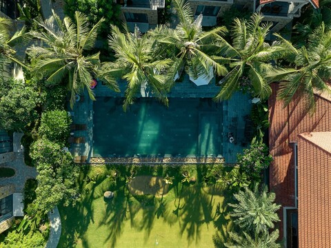 코코 아일랜드 리조트 닌 빈