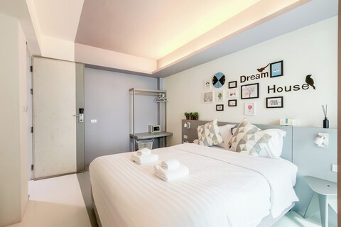 조용한 그로브 호텔