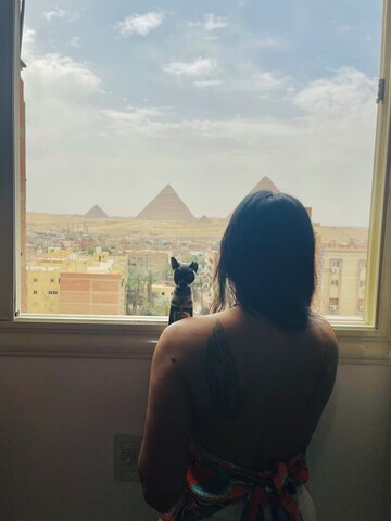 바스테트 피라미드 뷰 인