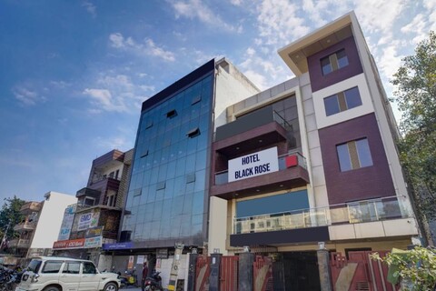 Hotel Black Rose Near Rithala Metro Station