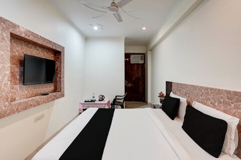 호텔 골드 스테이즈, 델리 공항 근처