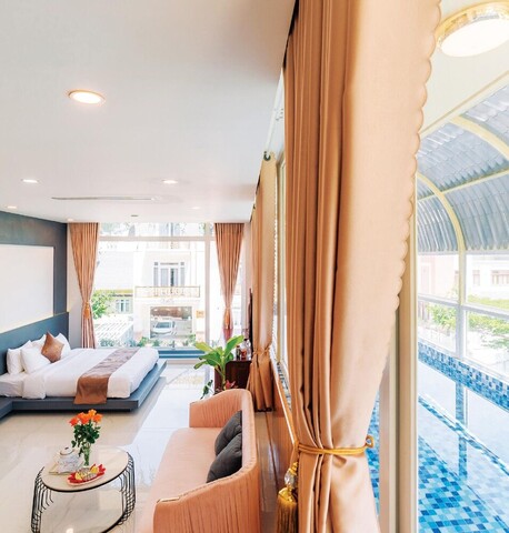 쿠이 타이 프리미엄 호텔