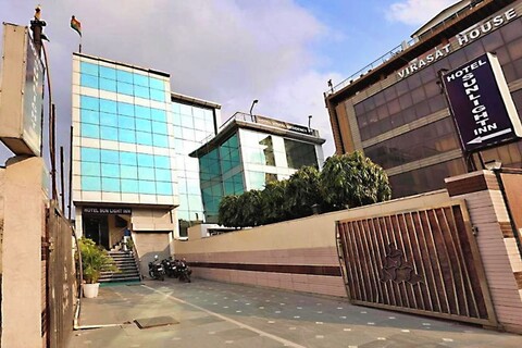 호텔 선라이트 인