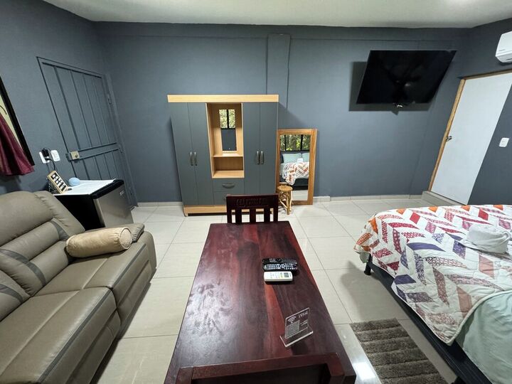 엘 망갈 B&B